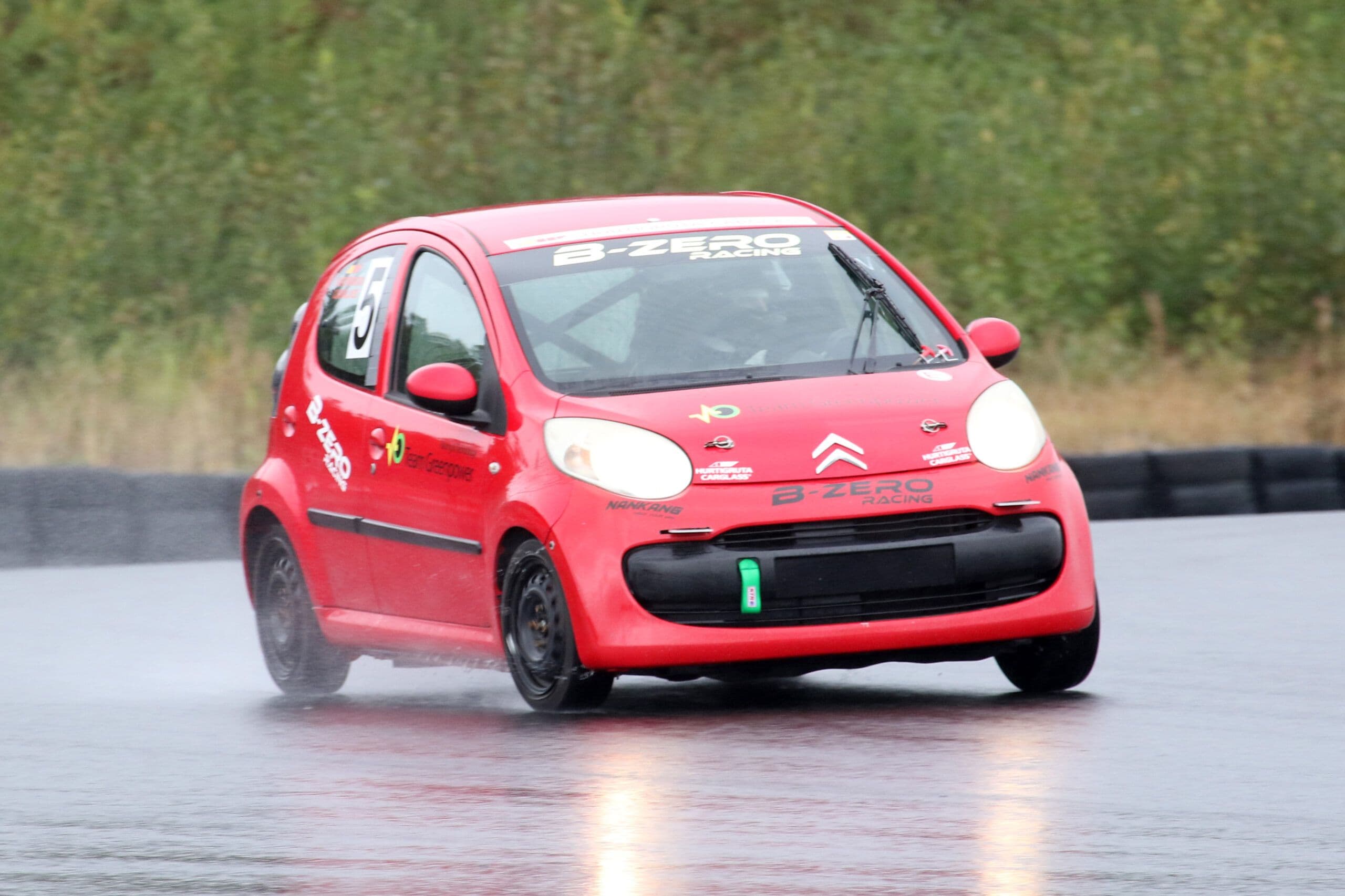 Robin Friskopps segrade igen i B-Zero Racing