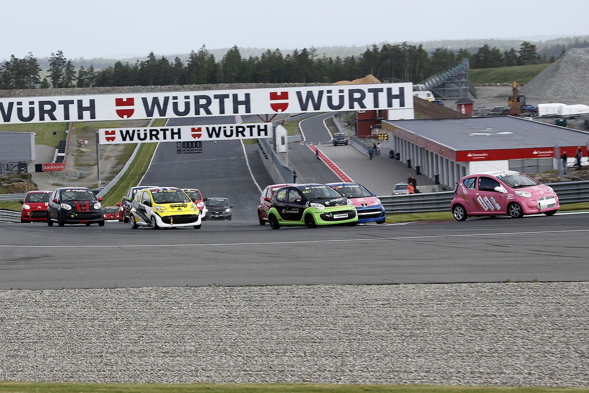 B-Zero Racing fortsätter att växa